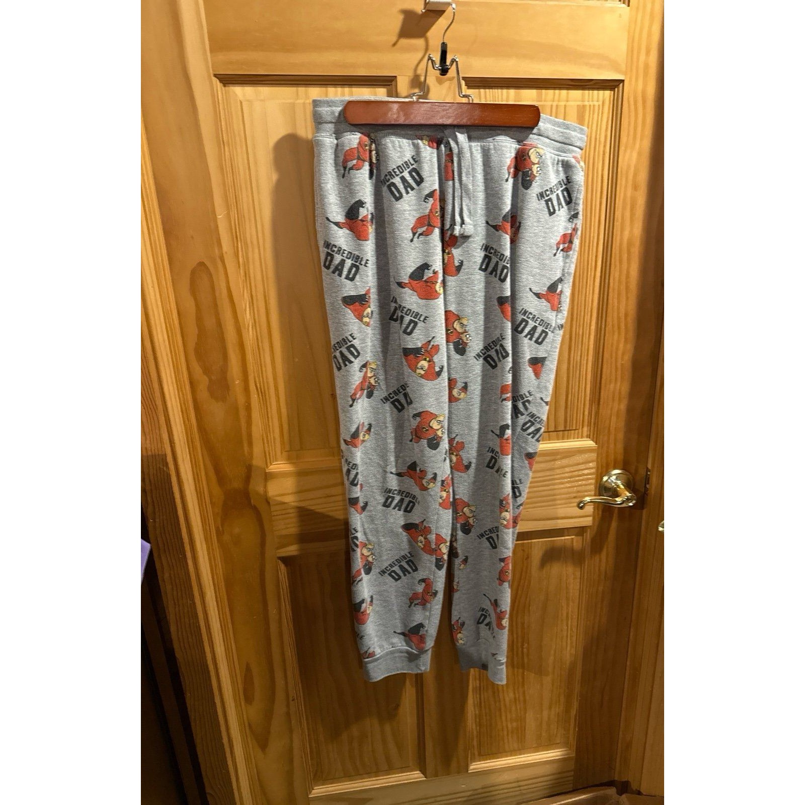 Incredible Pixar Incredible Dad Size Large Sweatpants Disney